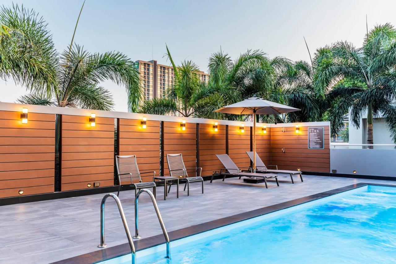 Livotel Hotel Hua Mak Bangkok Buitenkant foto