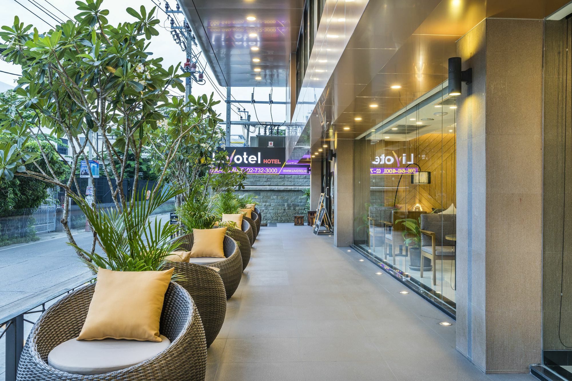 Livotel Hotel Hua Mak Bangkok Buitenkant foto
