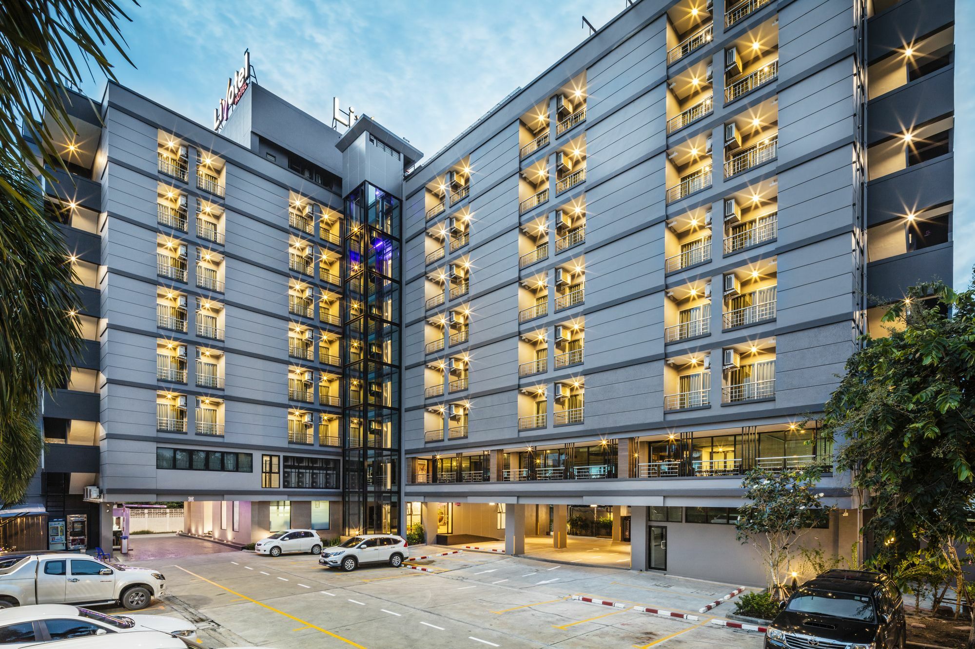 Livotel Hotel Hua Mak Bangkok Buitenkant foto