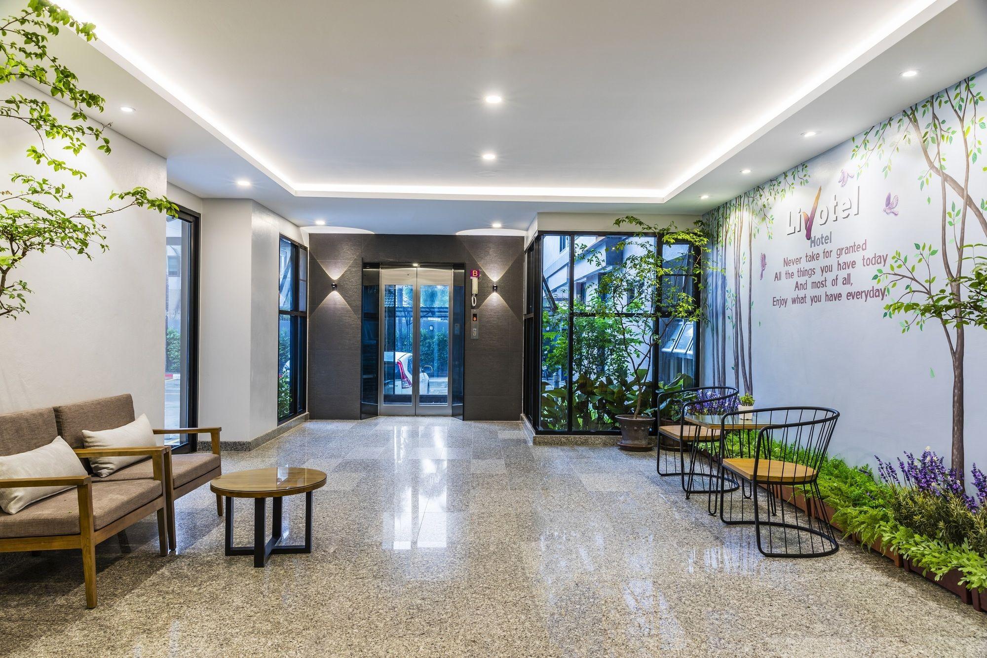 Livotel Hotel Hua Mak Bangkok Buitenkant foto